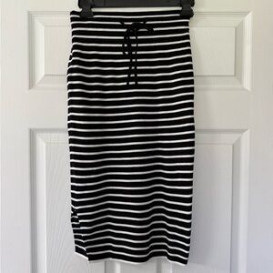 SHEIN Black and White Striped Pencil Skirt